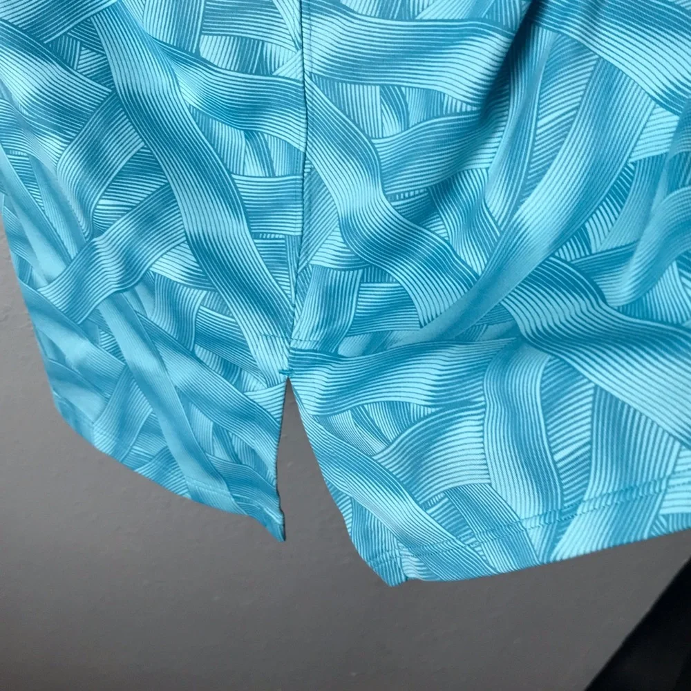 The North Face vapor wick short sleeve top‎ blue - Picture 6 of 6